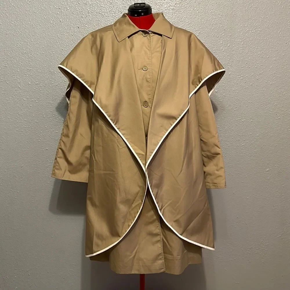 Vintage 1970 Bonnie Cashin khaki cape coat with duster size 14